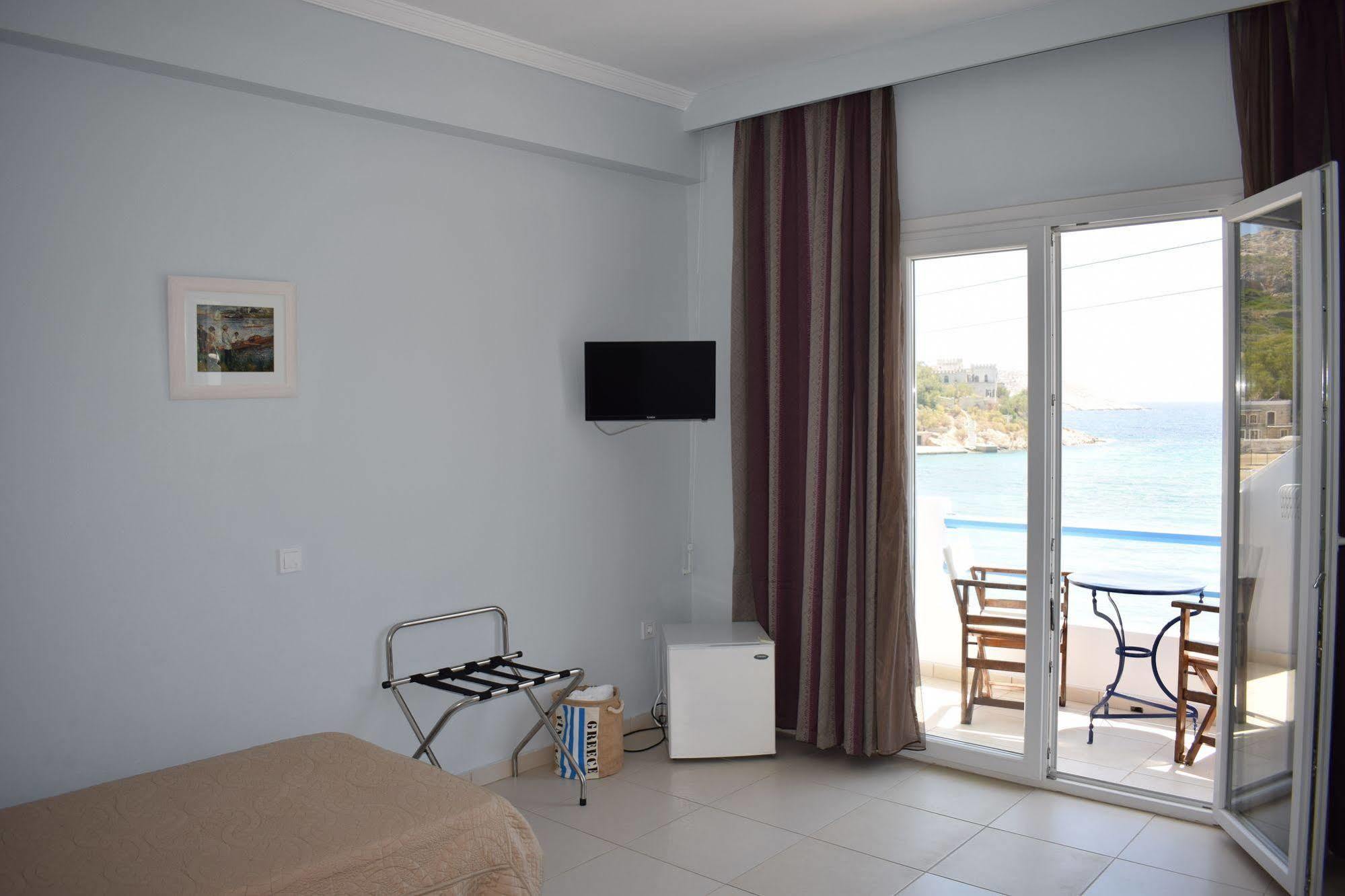 Vari Beach Hotel Esterno foto