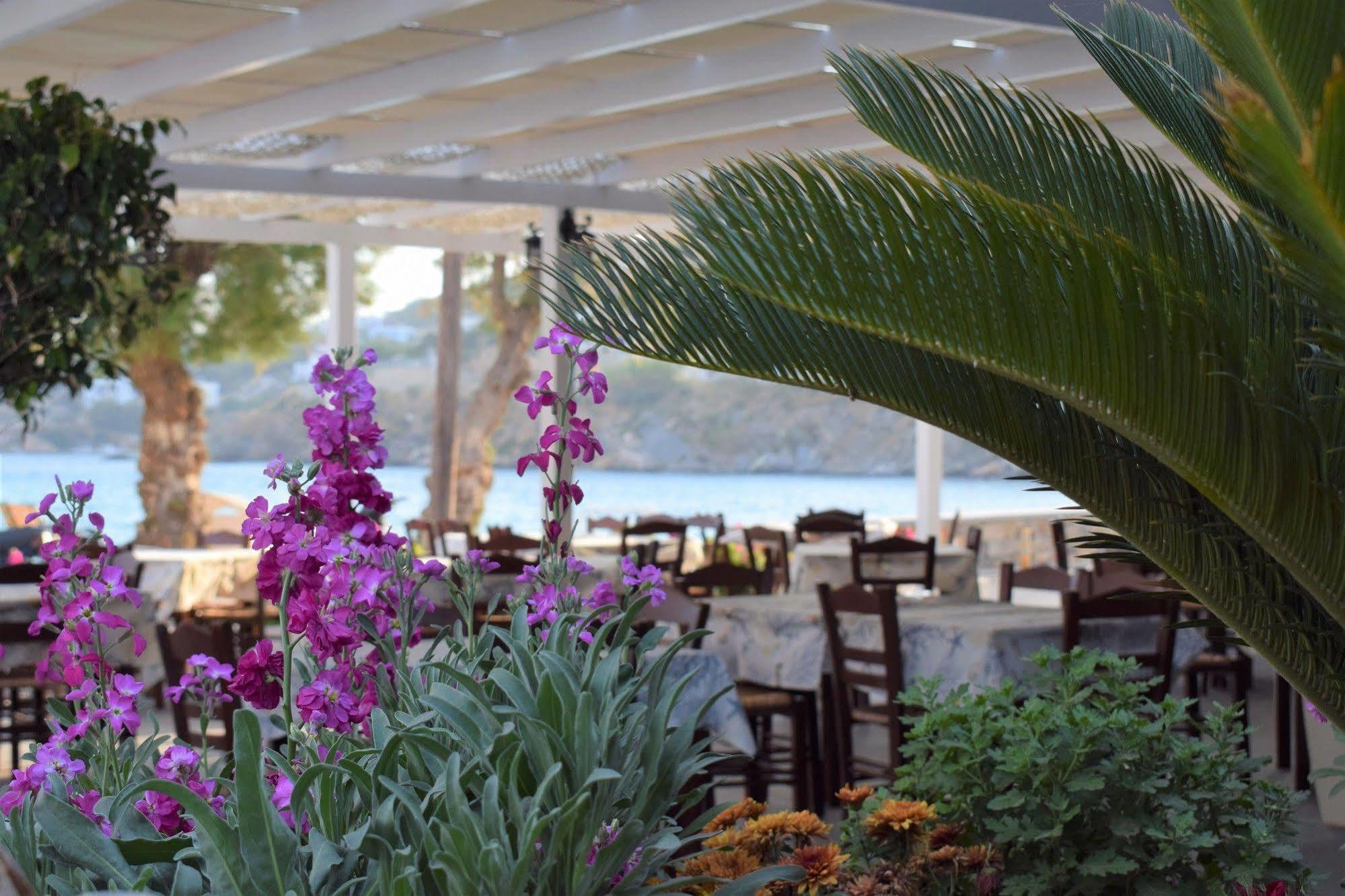 Vari Beach Hotel Esterno foto